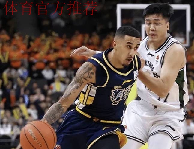 广东两小外曝弊端！萨姆纳需搭配射手，奎因只能无球还没防守！